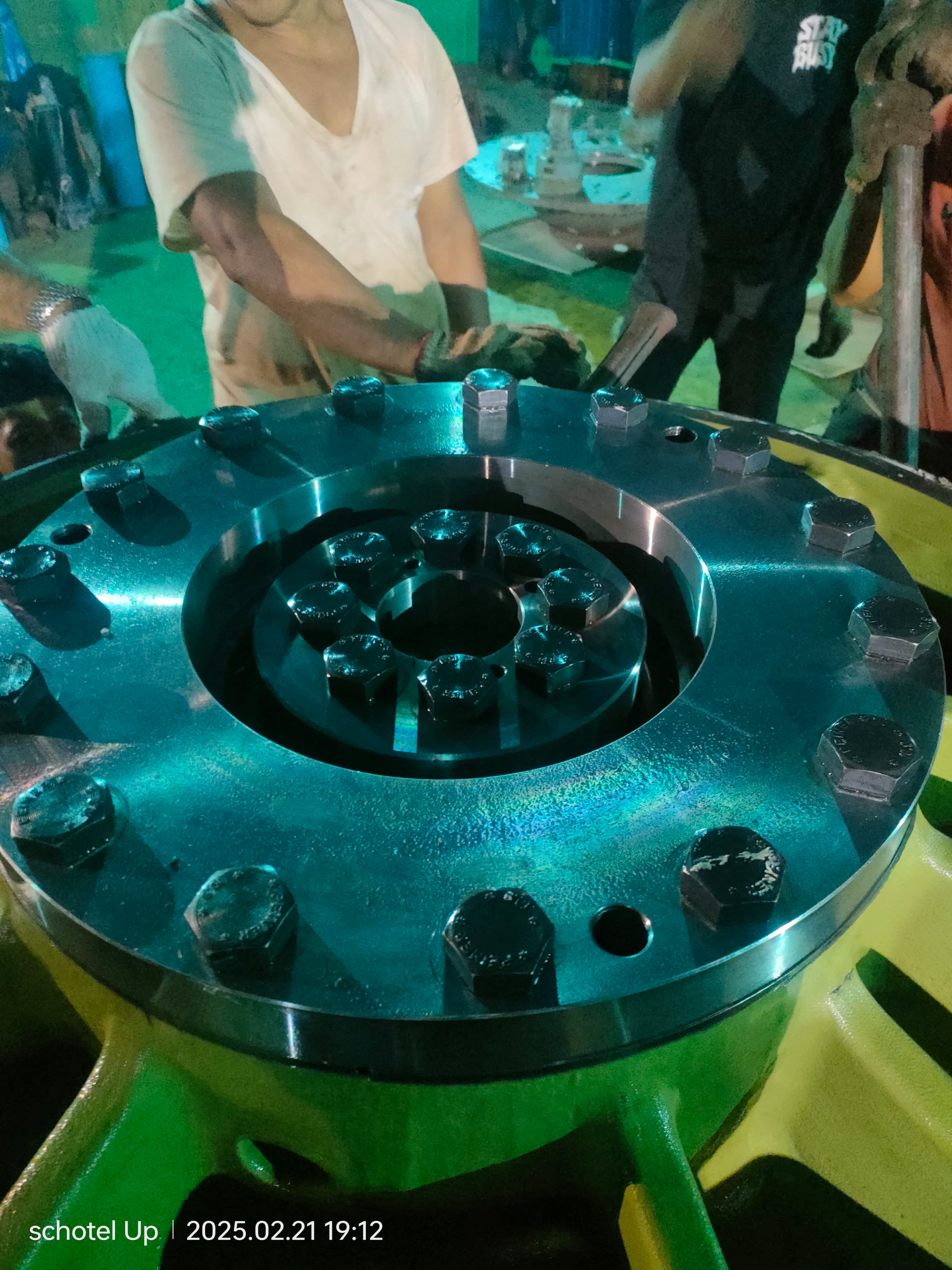 Dokumentasi PROPULSI / AZIMUTH STERN DRIVE