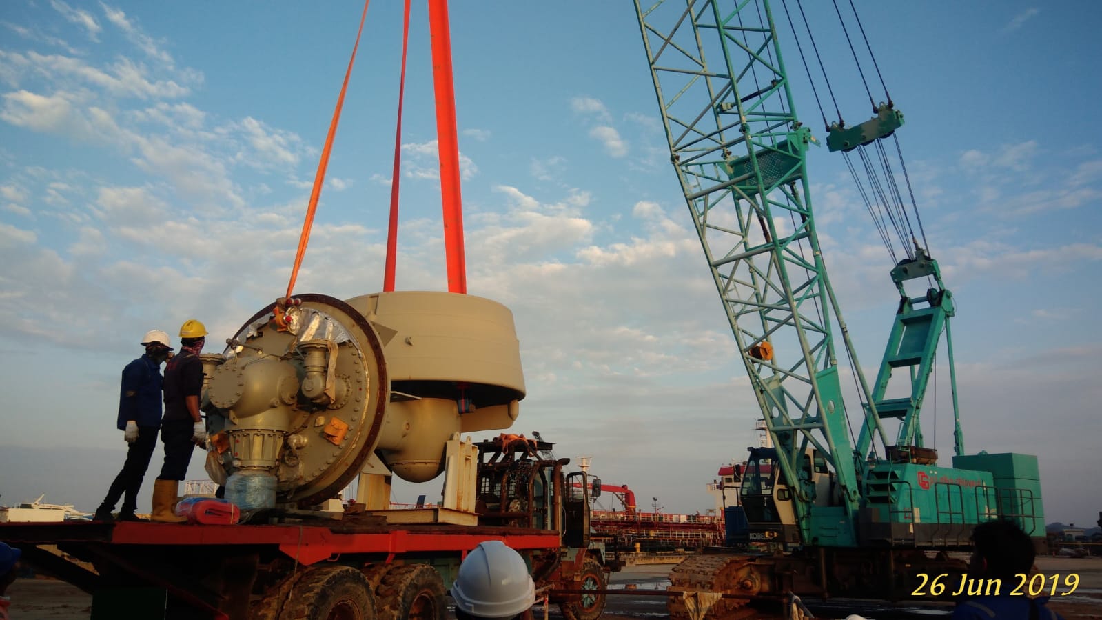 Dokumentasi PROPULSI / AZIMUTH STERN DRIVE